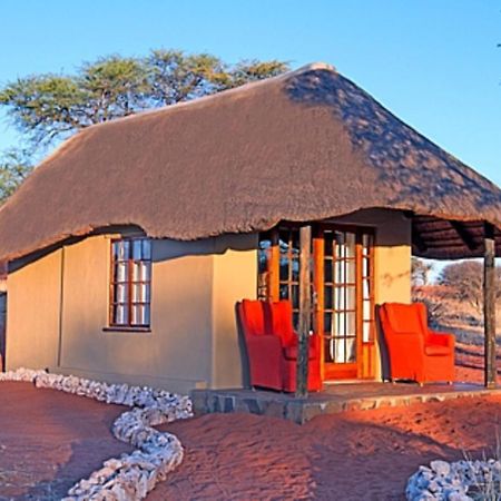 Camelthorn Kalahari Lodge Hoachanas Экстерьер фото