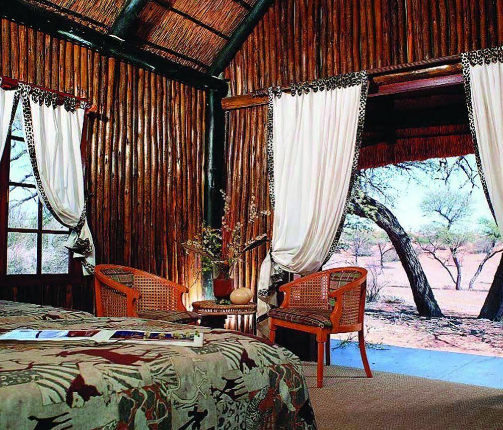 Camelthorn Kalahari Lodge Hoachanas Экстерьер фото