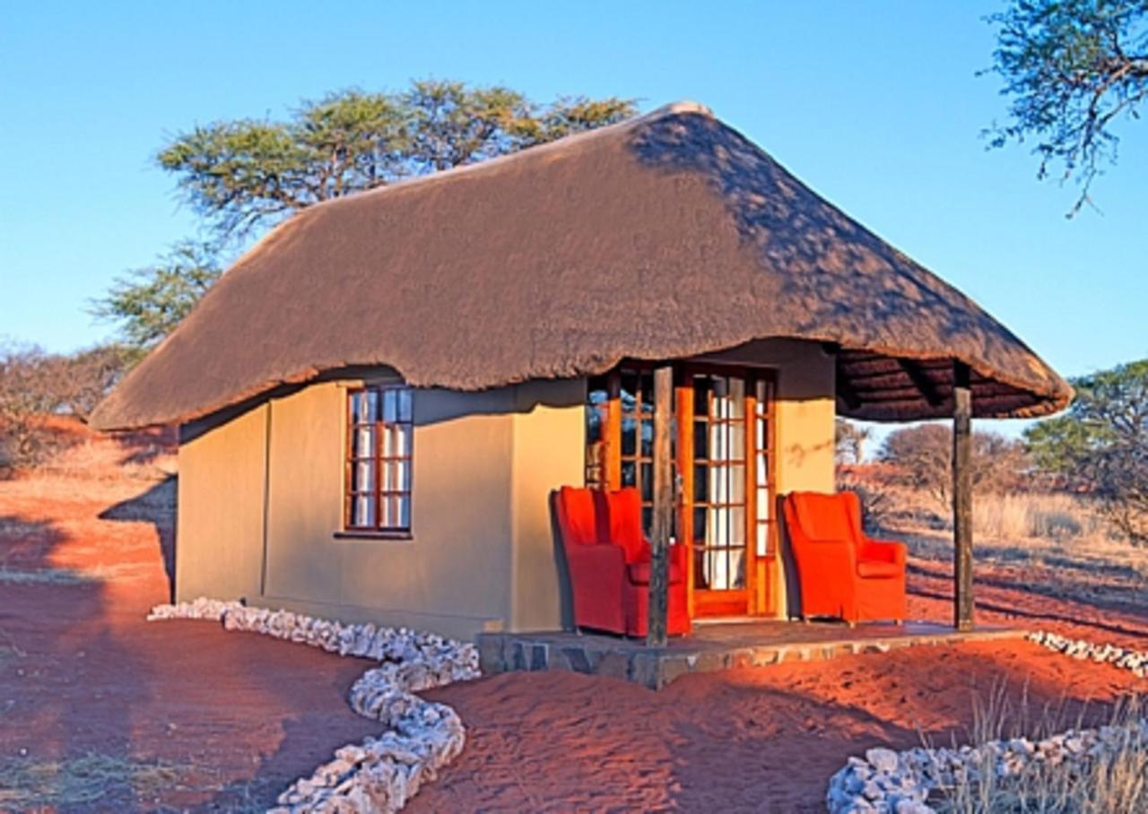 Camelthorn Kalahari Lodge Hoachanas Экстерьер фото